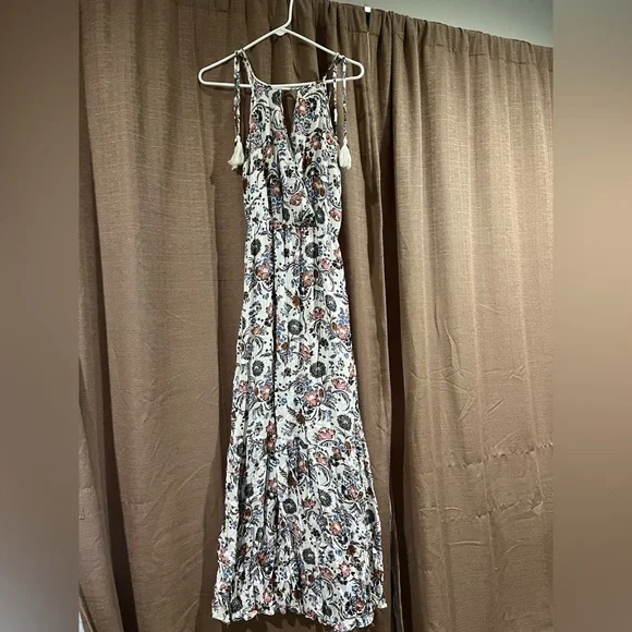 american eagle maxi dress AE Satin Sweetheart Off-The-Shoulder Maxi Dress